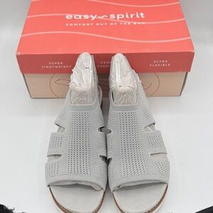 Easy Spirit Women's Light Gray Slip ons with sparkle Sz 10M NIB